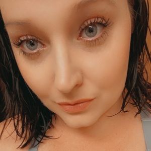 Meet your Posher, Tonya